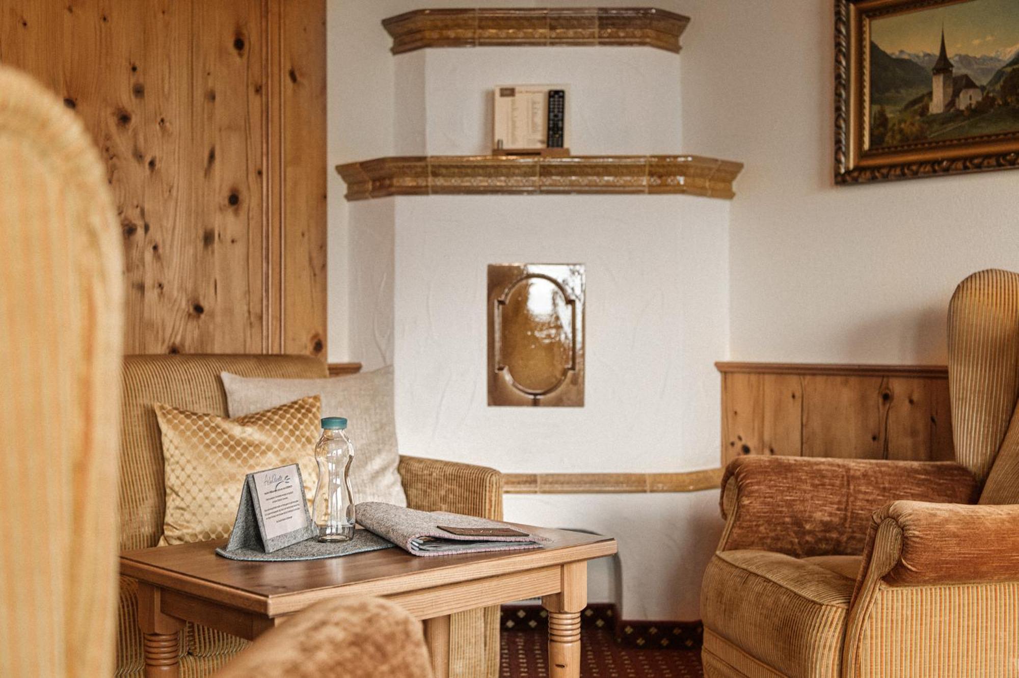 Aster Boutique Hotel & Chalets Fuegenberg Habitación foto