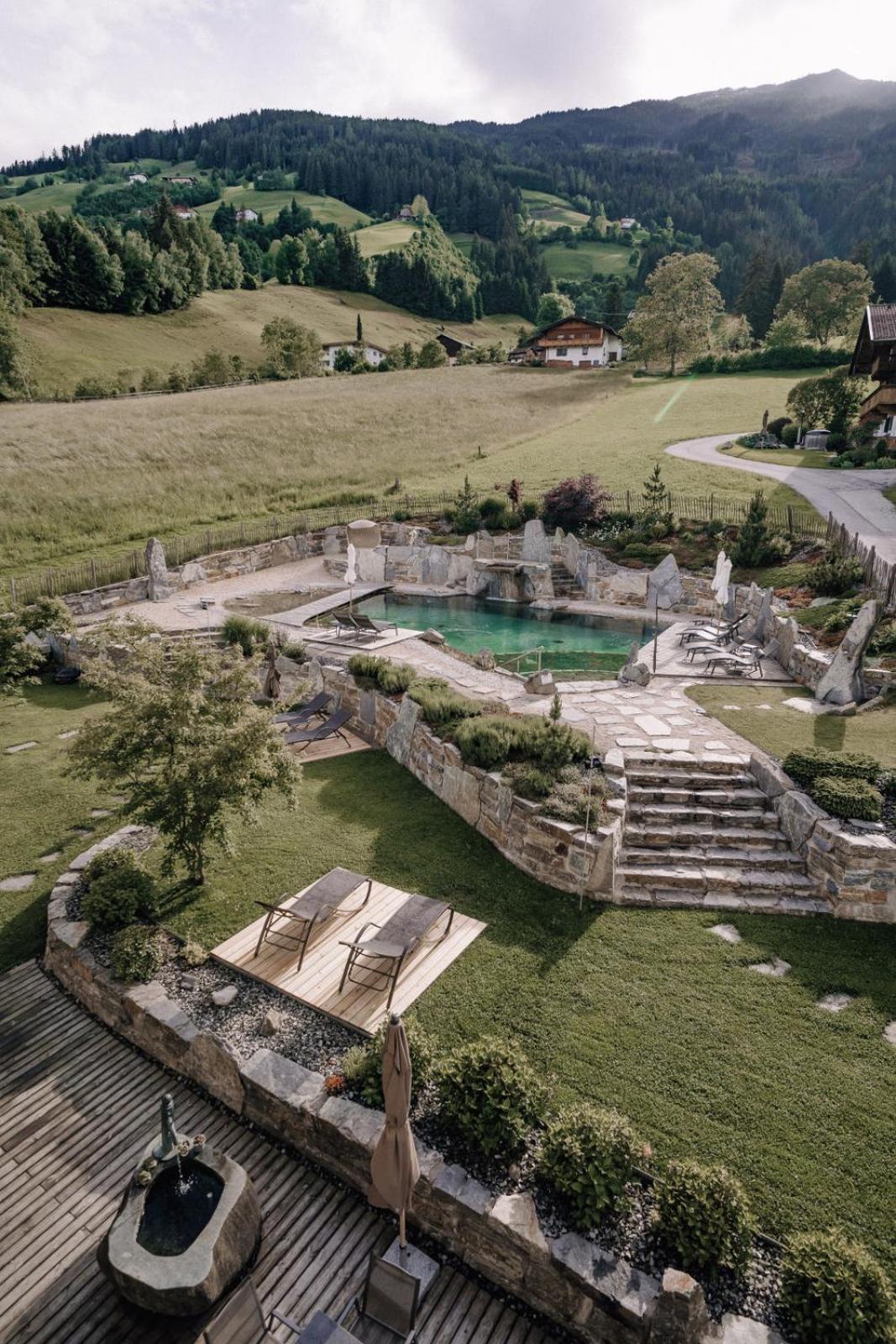 Aster Boutique Hotel & Chalets Fuegenberg Exterior foto